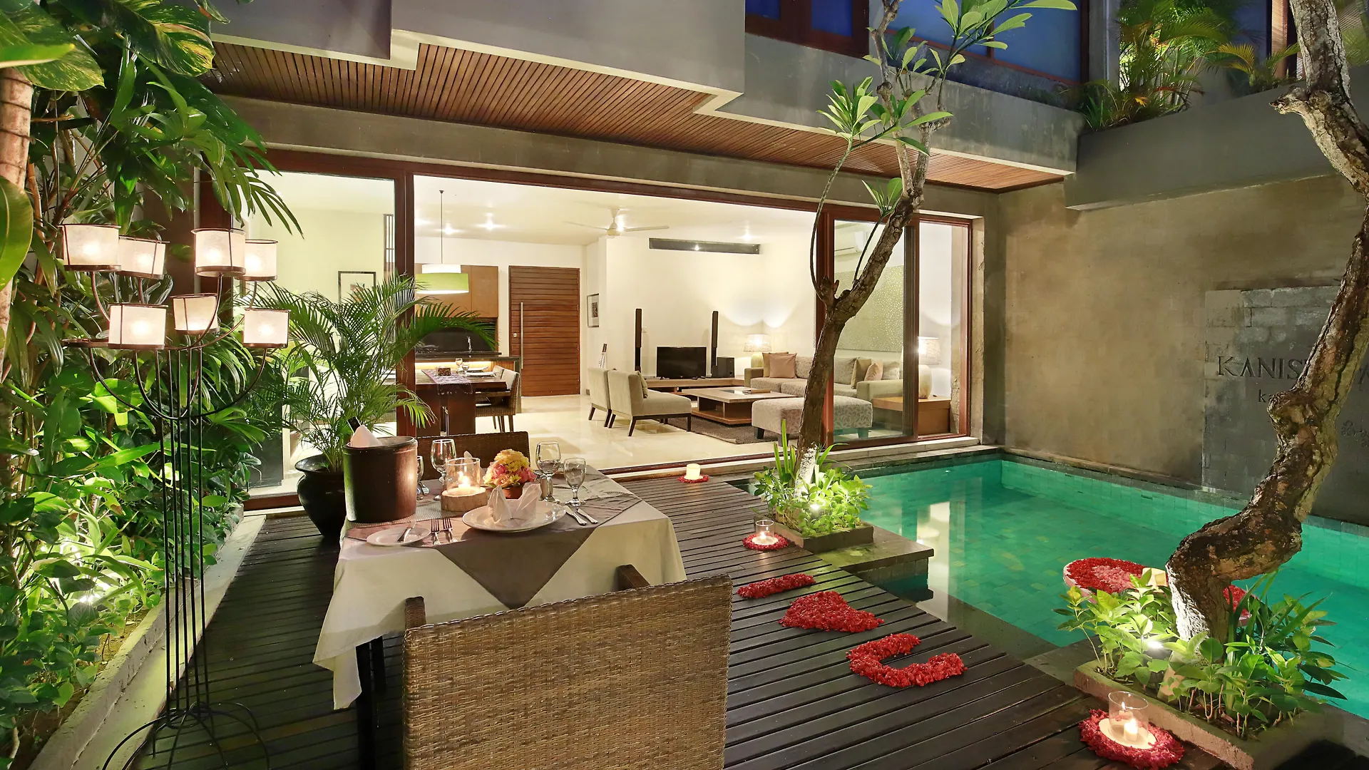 Kanishka Villas Семиньяк